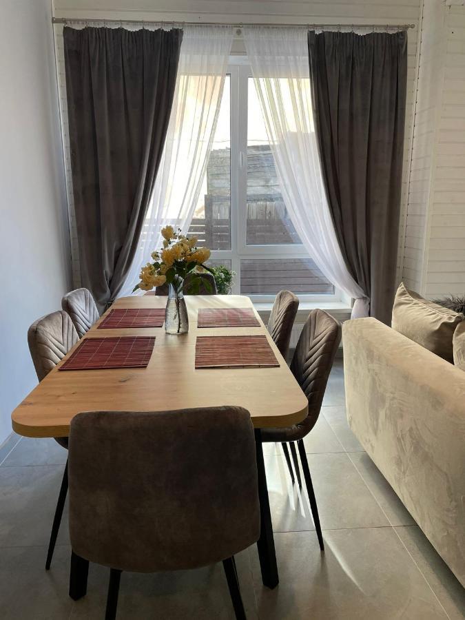 Apartamenti Starp Krastiem Лієпая Екстер'єр фото